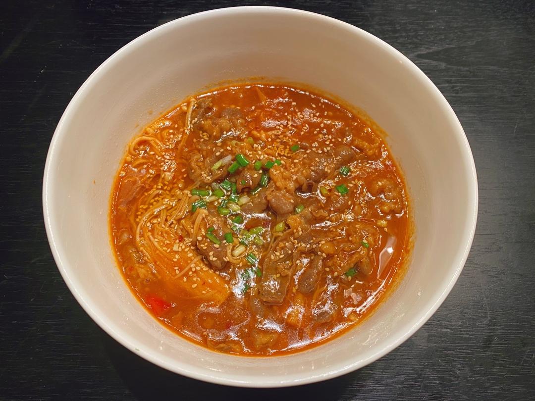 酸汤肥牛