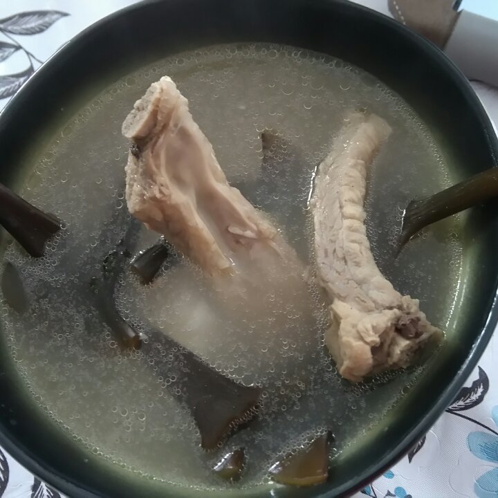 海带排骨汤