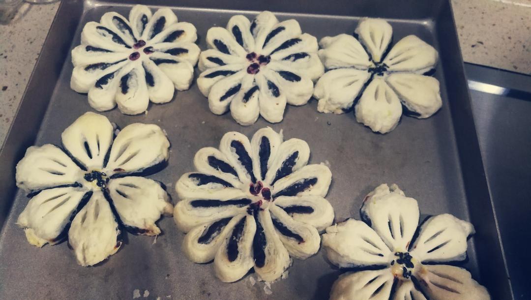 枣花酥，枣泥菊花酥