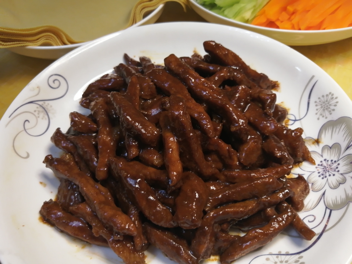 传统京菜—酱香浓郁的京酱肉丝的做法 步骤6
