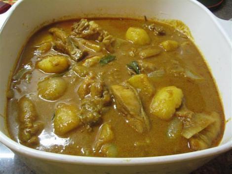 咖喱土豆胡萝卜炖鸡块（尼泊尔版本）的做法