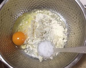 墨鱼丸鸡蛋小软饼的做法 步骤2