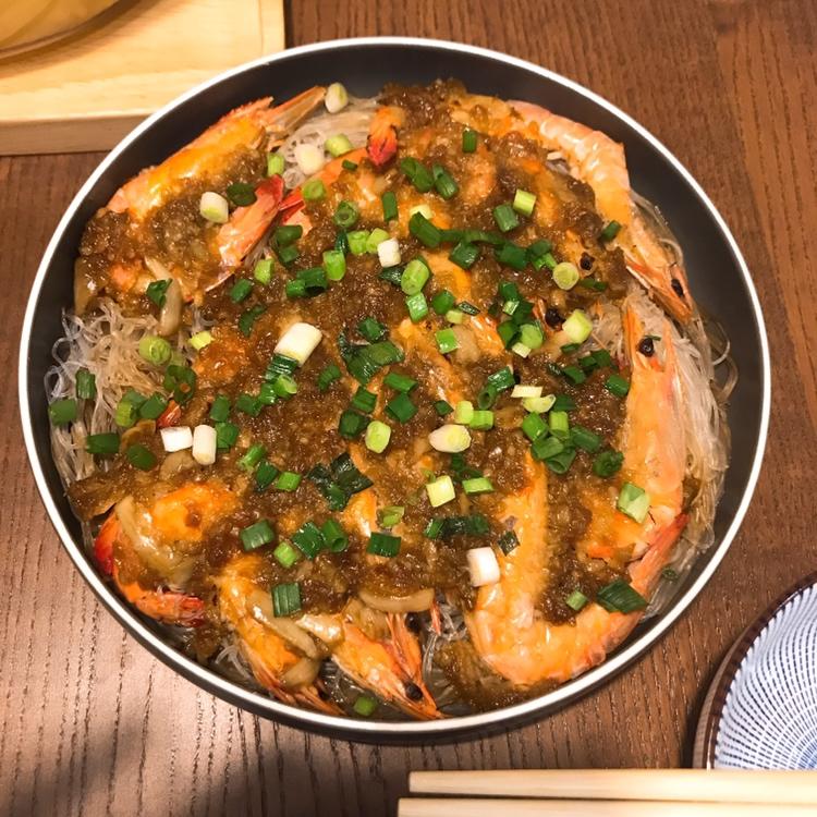 蒜蓉粉丝蒸大虾