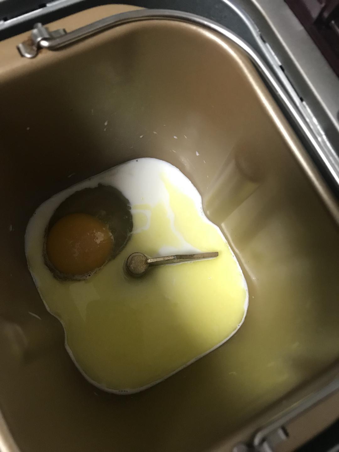 纯奶手撕吐司的做法 步骤1