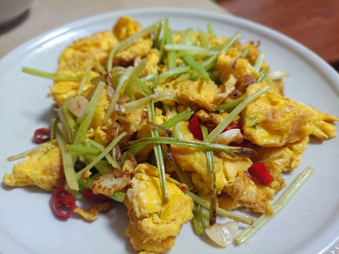《中餐厅》芹菜炒蛋