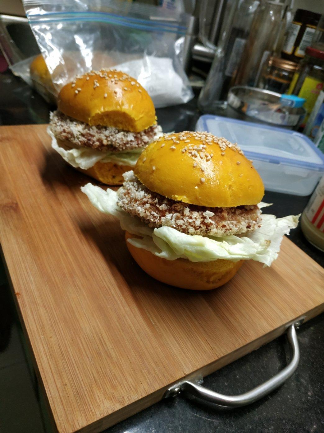 田园香脆肉堡