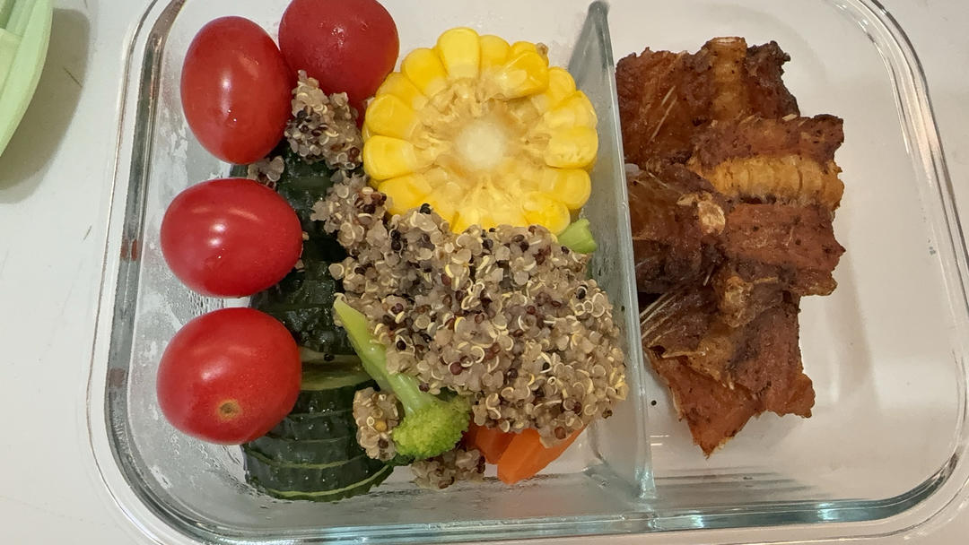 30天成功减重8斤，自己搭配的减脂餐（一）