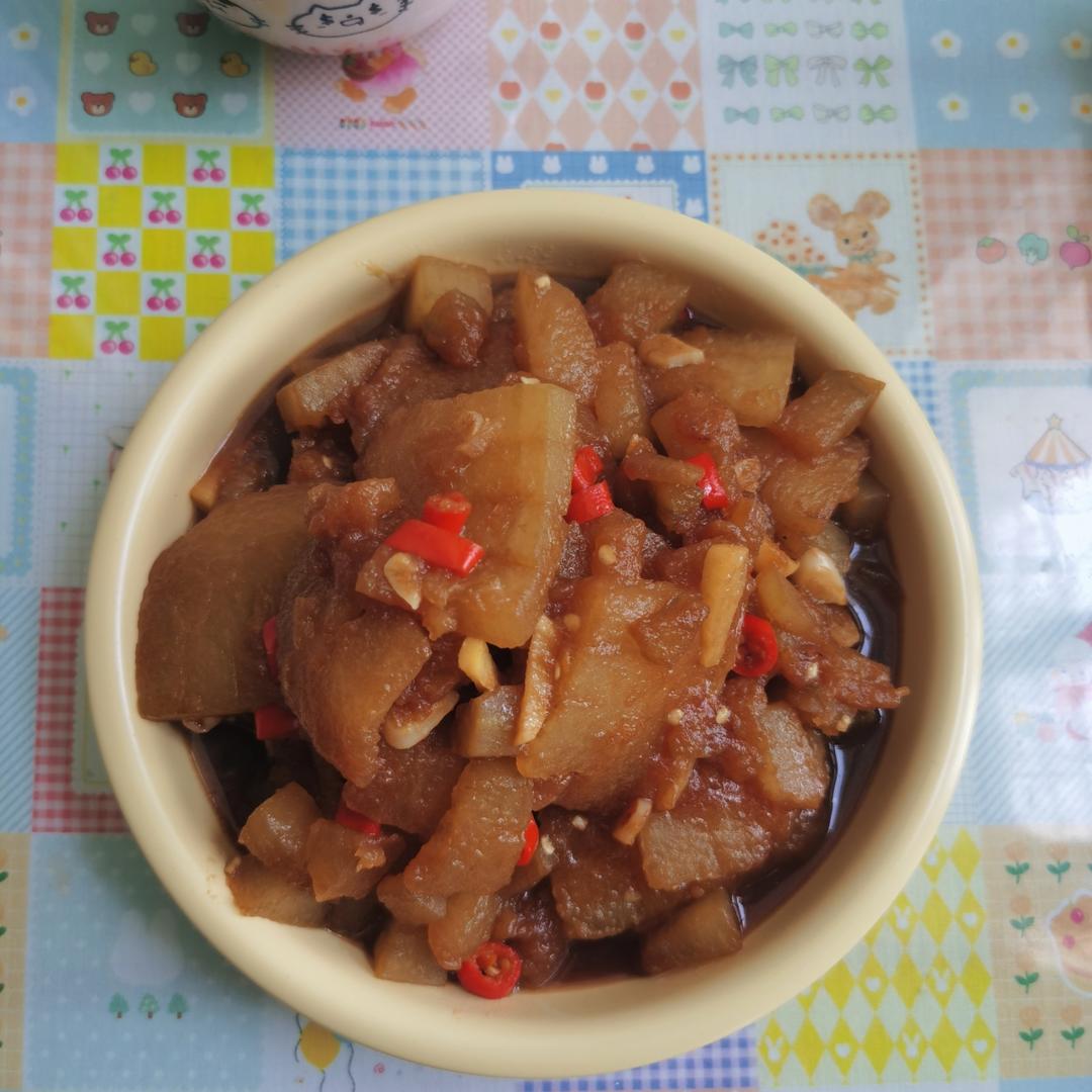 红烧冬瓜最完美做法，不加一滴水，瞬间秒杀红烧肉