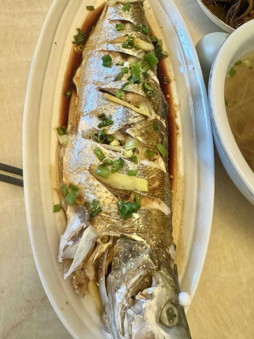老厨师不外传，清蒸白鱼，掌握这3点，味道真的绝了