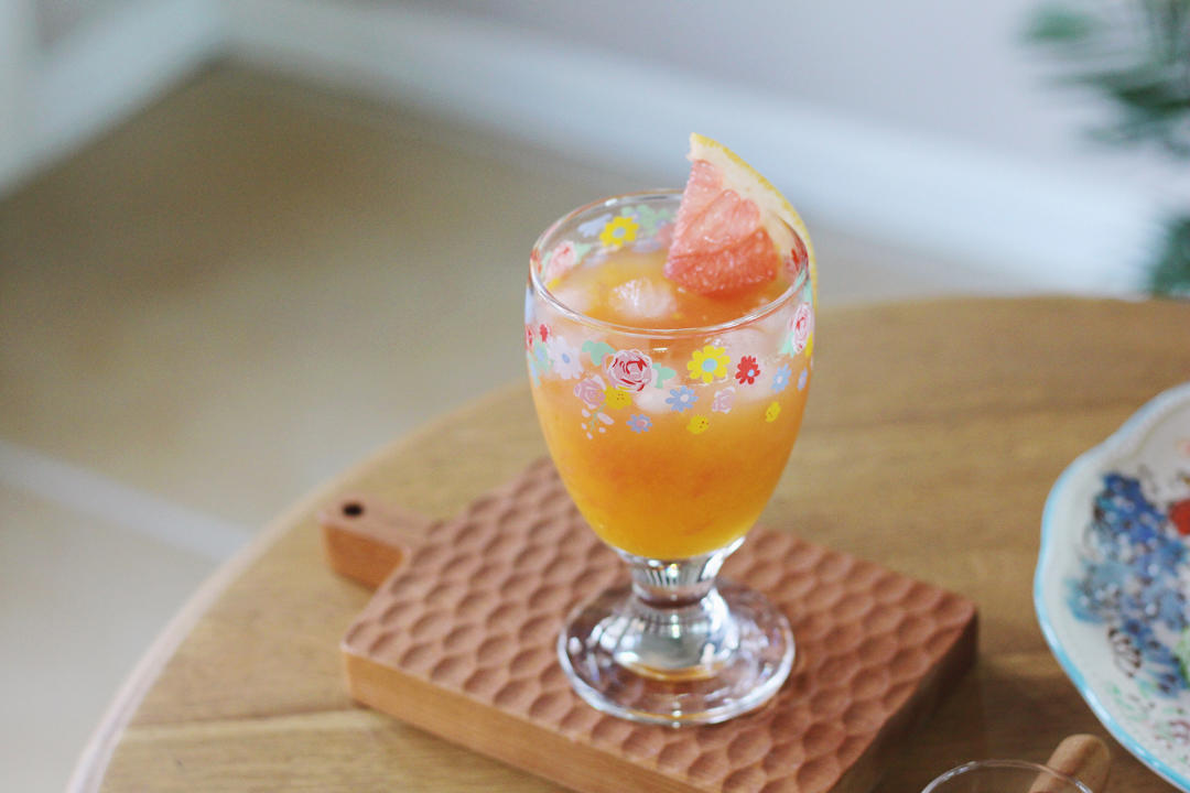 好女子温良恭俭让