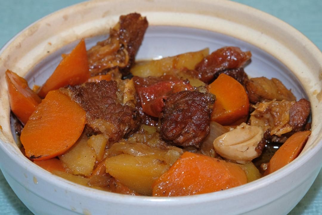 番茄土豆炖牛腩