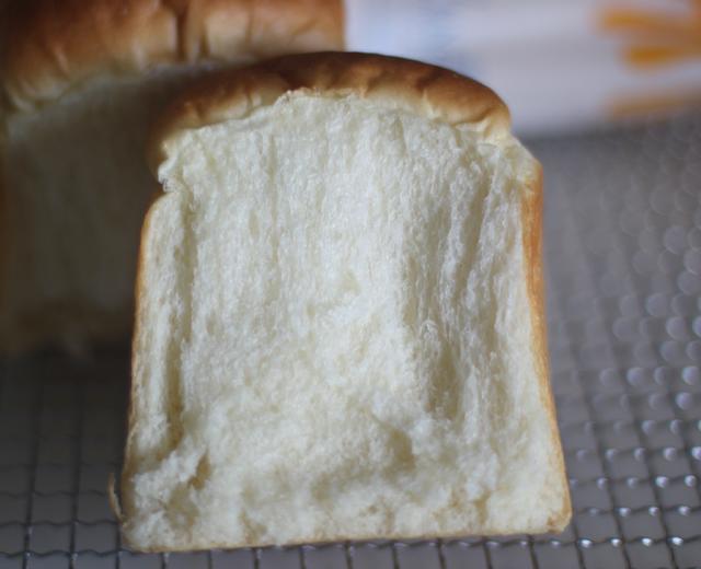 超软的日式牛奶烫种吐司的做法