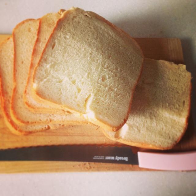 仿日本金の食パン的原味吐司 面包机版
