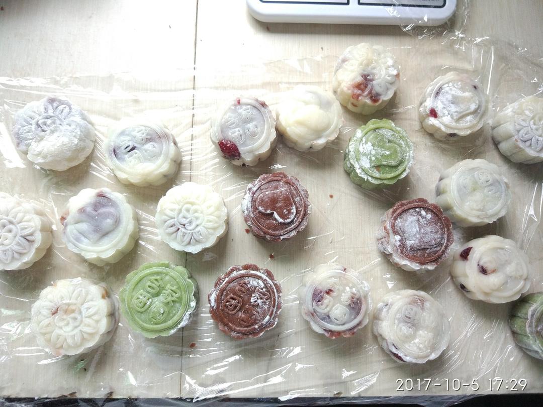 紫薯冰皮月饼