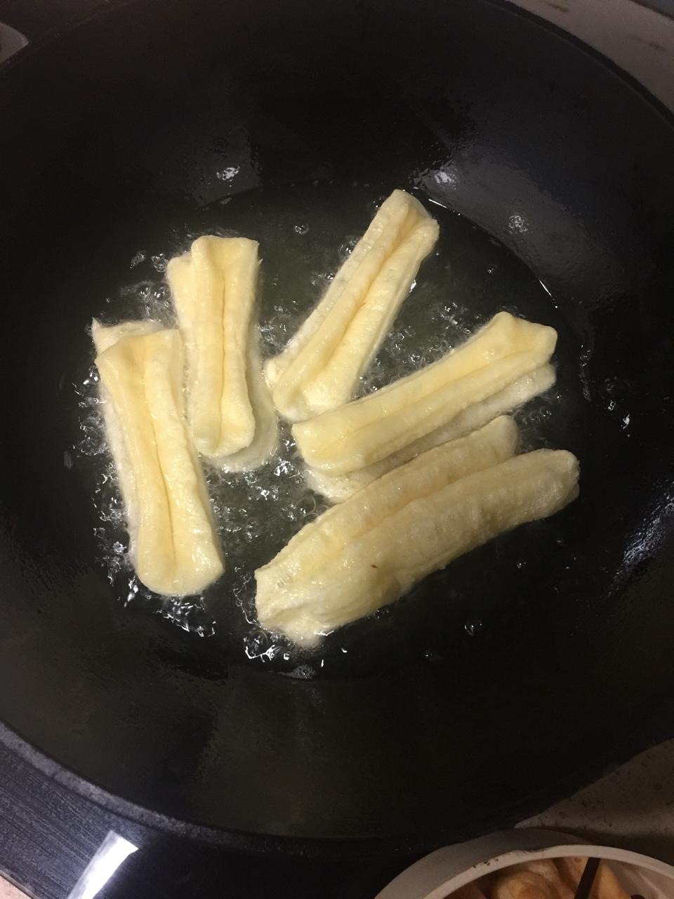 自制无泡打粉油条