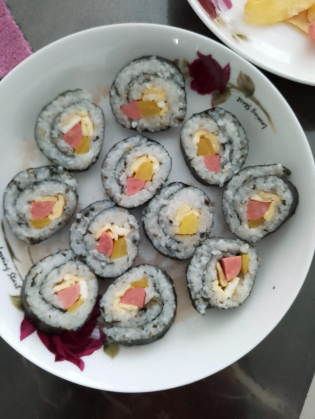 十分钟快手早午餐-紫菜包饭&寿司卷，简单易学哦！