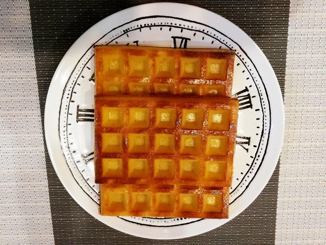 【视频食谱】酵母版脆脆华夫饼
