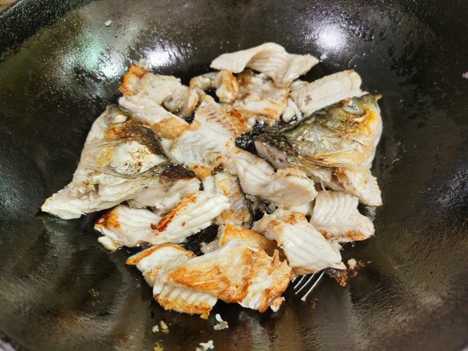 厨师长教你：“酸菜鱼”的传统做法，色香味俱全