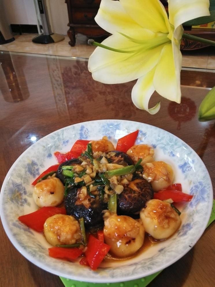 马蹄冬菇酿虾滑