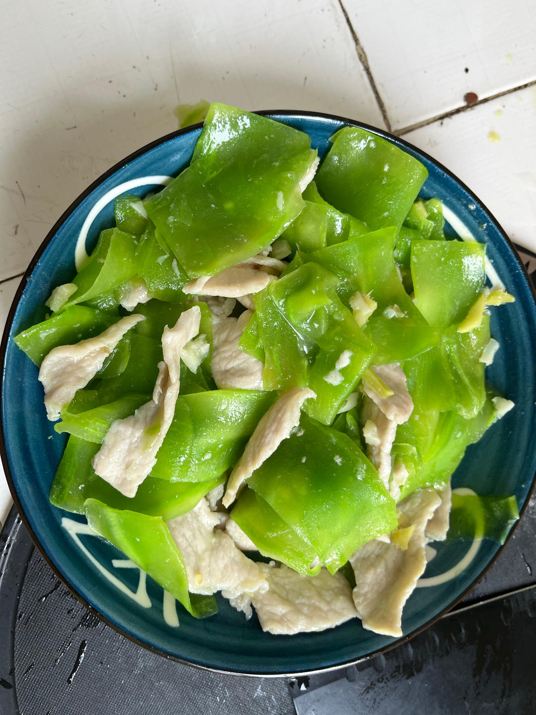 青笋炒肉（不用料酒肉也能又嫩又不腥气）