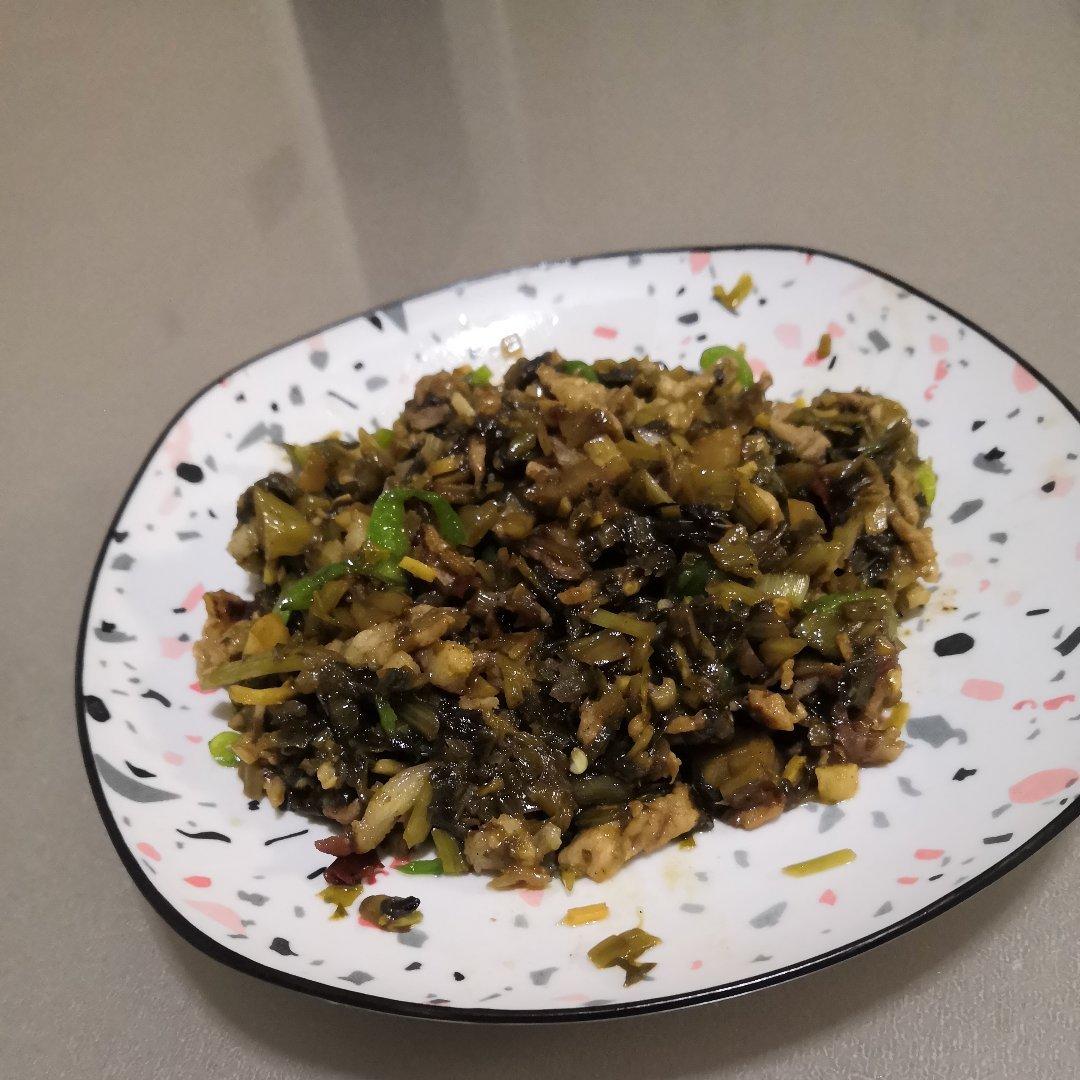 奶布丁的滋味做的雪里蕻咸菜雪菜炒肉丝下饭简单可做雪菜肉丝面浇头