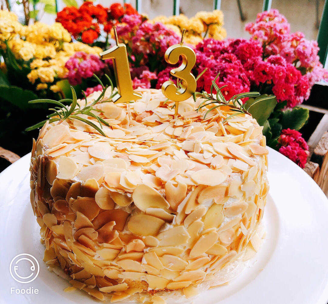 杏仁咸奶油蛋糕