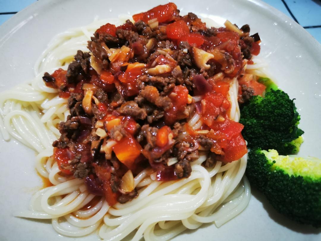 番茄肉酱意面