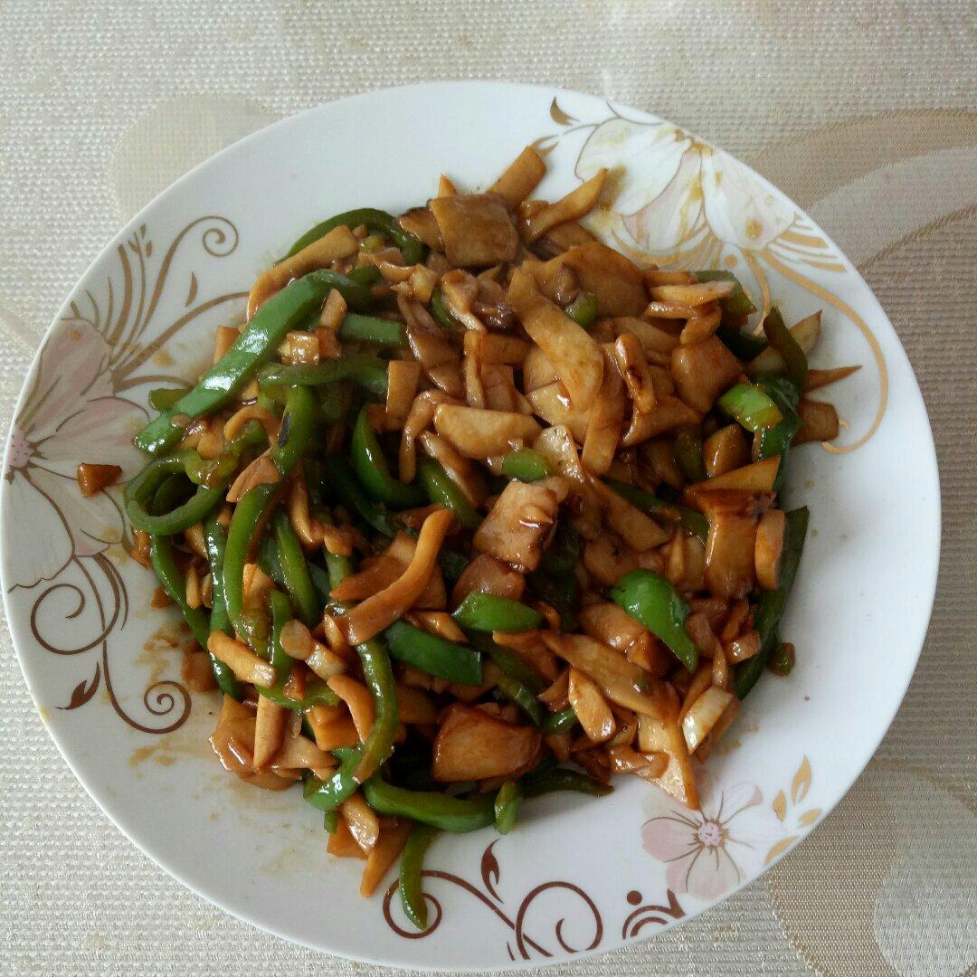 青椒素炒杏鲍菇