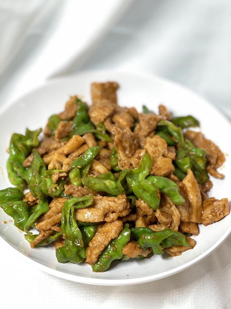 厨师长教你：“小炒肉”的家常做法，家常味很浓郁，先收藏起来