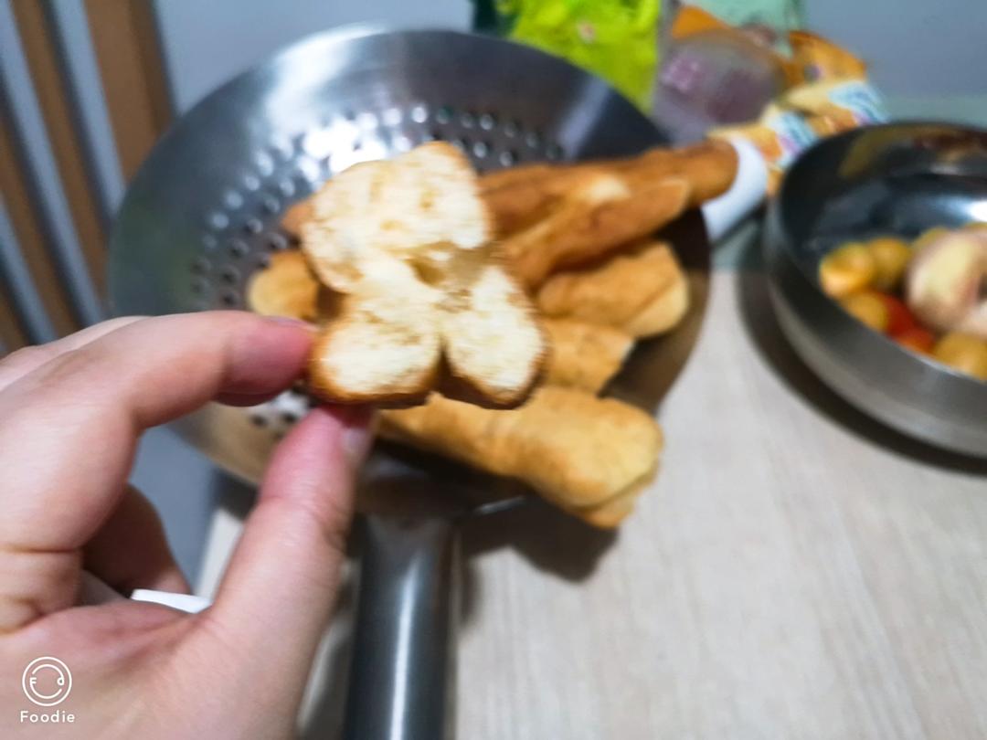 零失败油条（油饼麻花万能面团）