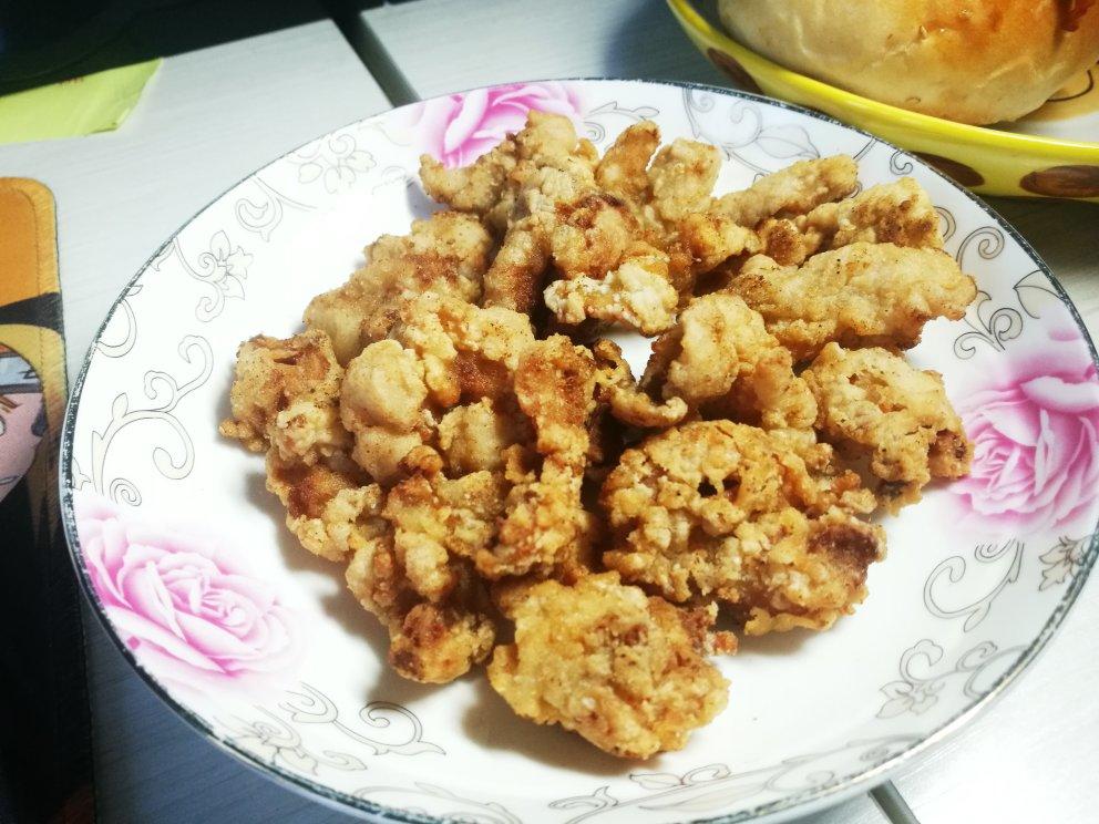 盐酥鸡：台湾最人气的炸鸡块，香酥多汁！