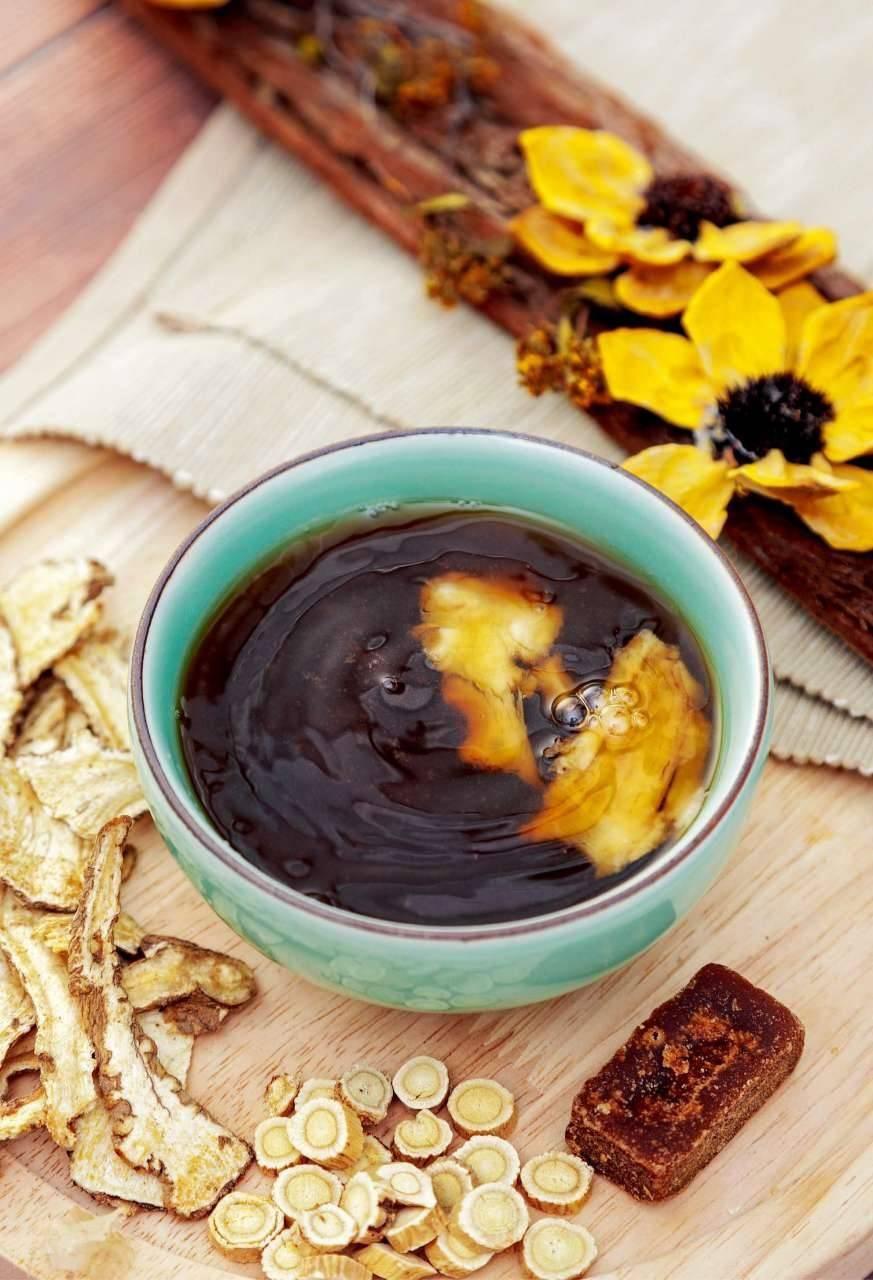 补气生血饮（当归黄芪1:5红糖1）