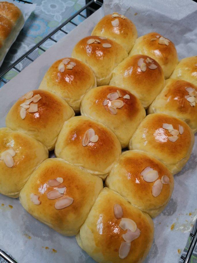 鲜奶油小餐包（一次发酵）