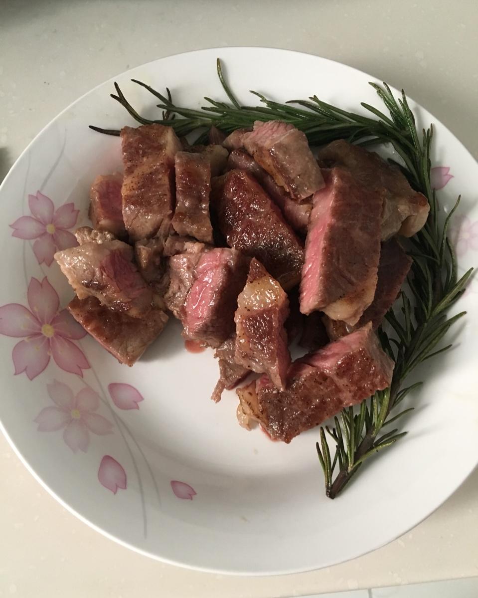 好吃到哭的煎牛排