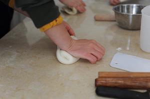 发酵面团-手揉小馒头 一次性阳光发酵的做法 步骤6