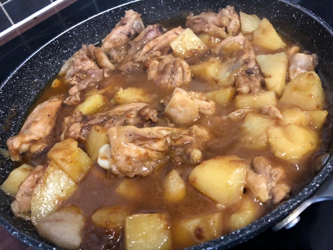 咖喱土豆鸡饭