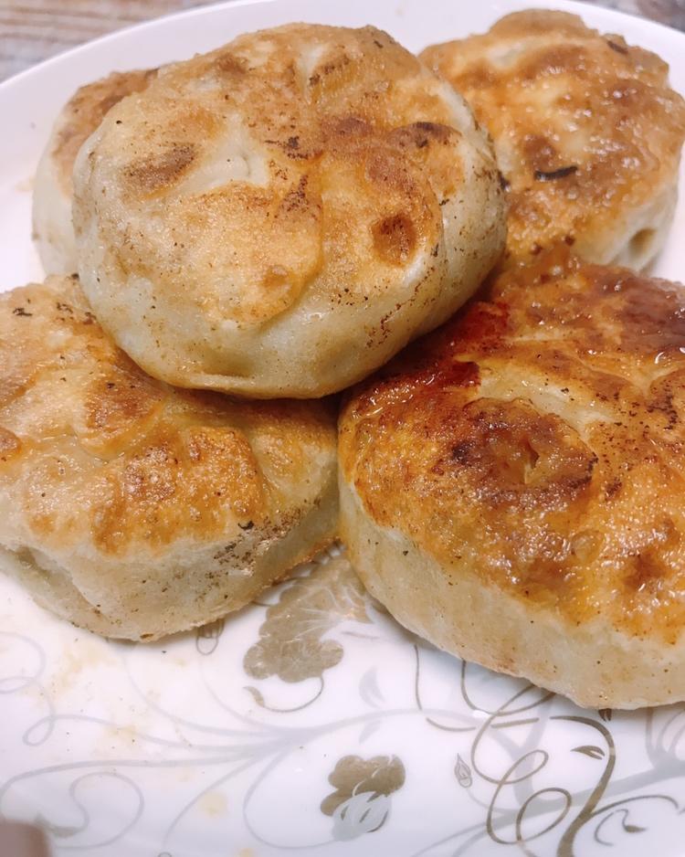 炮灰川做的门钉肉饼【曼食慢语】