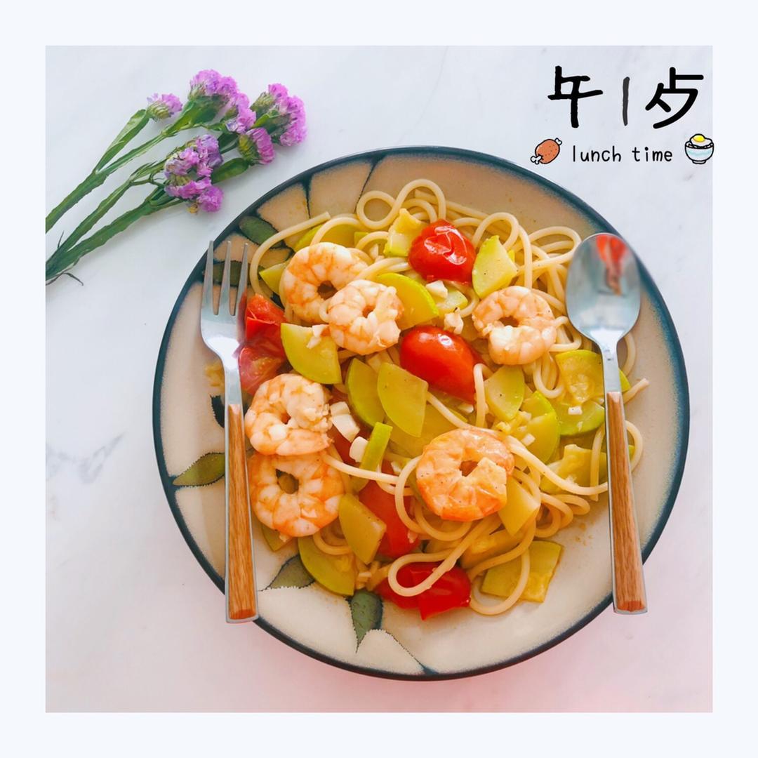 西葫芦海鲜意面