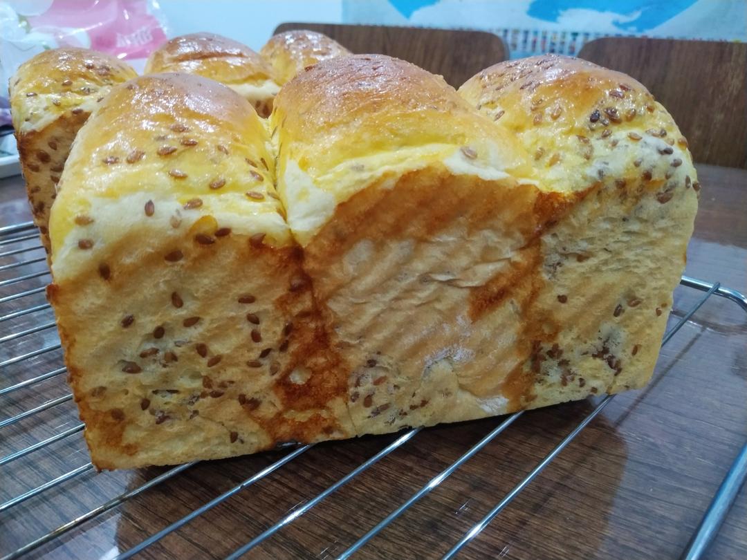 亚麻籽吐司一次性发酵（汤种法）