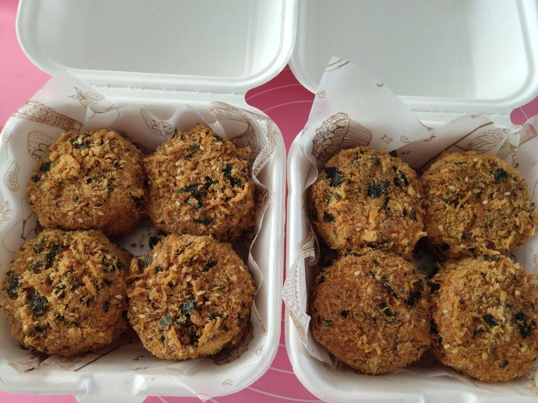 肉松小贝（小四卷）