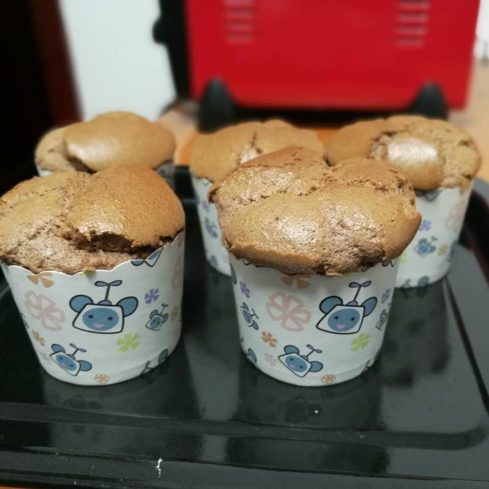 巧克力纸杯戚风蛋糕
