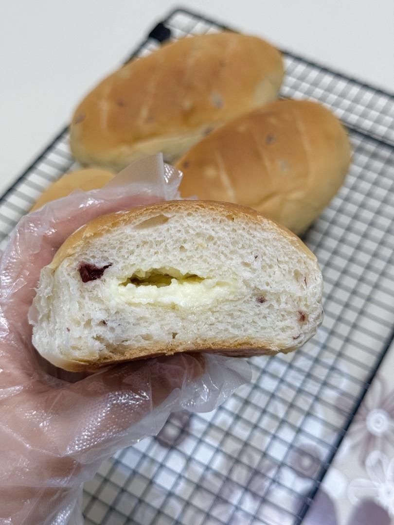 面包店里的常客——蔓越莓奶酪软欧