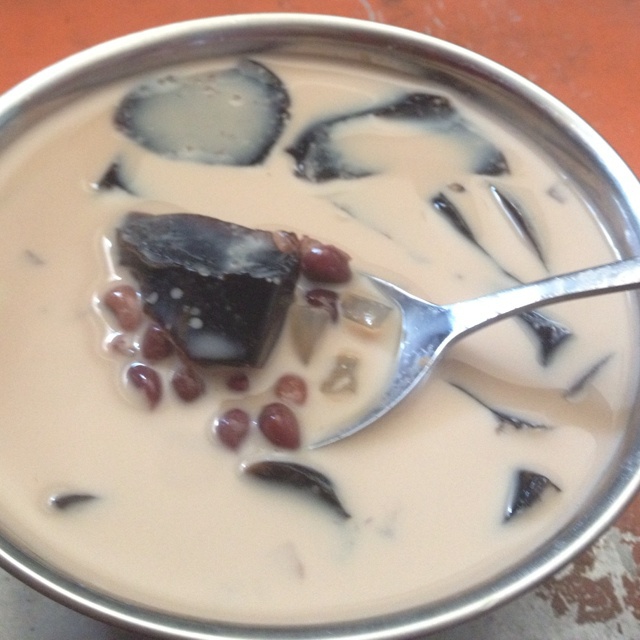 芋圆红豆奶茶