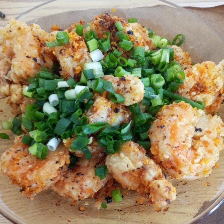 一家四口晚餐