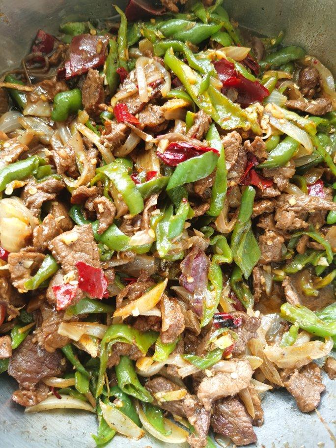 【小高姐】青椒牛肉 如何炒出嫩滑的牛肉