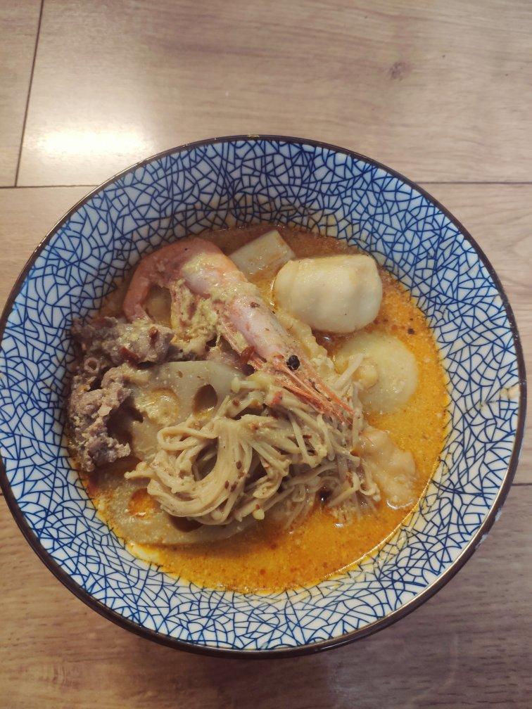 秒杀杨国福张亮的家庭自制麻辣烫