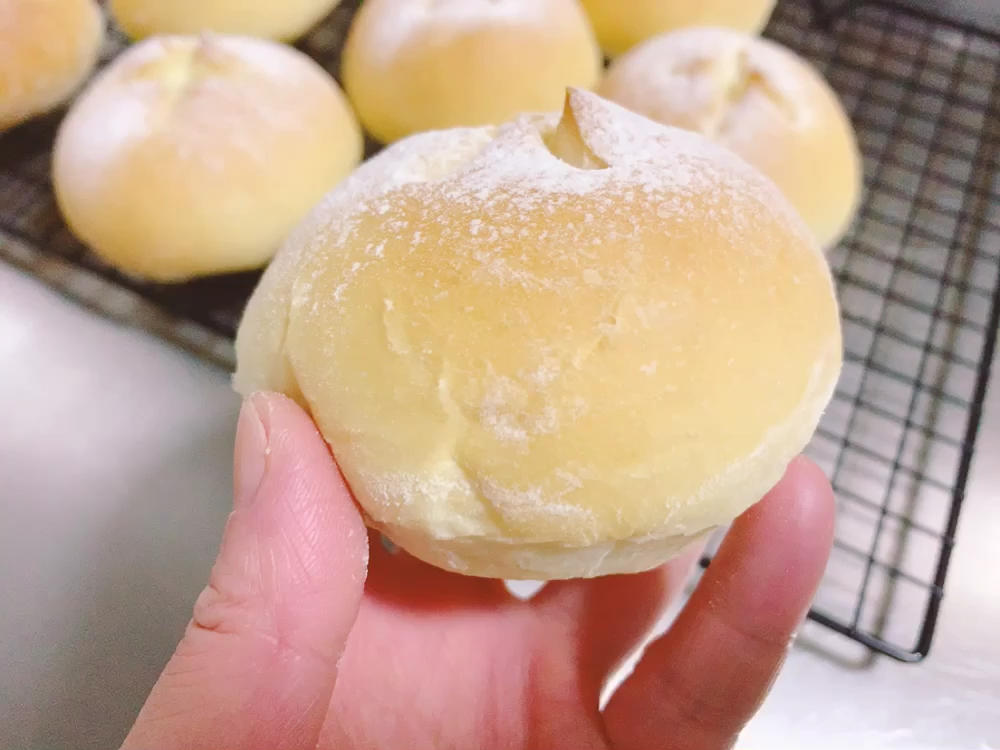 老面版松软肠仔包