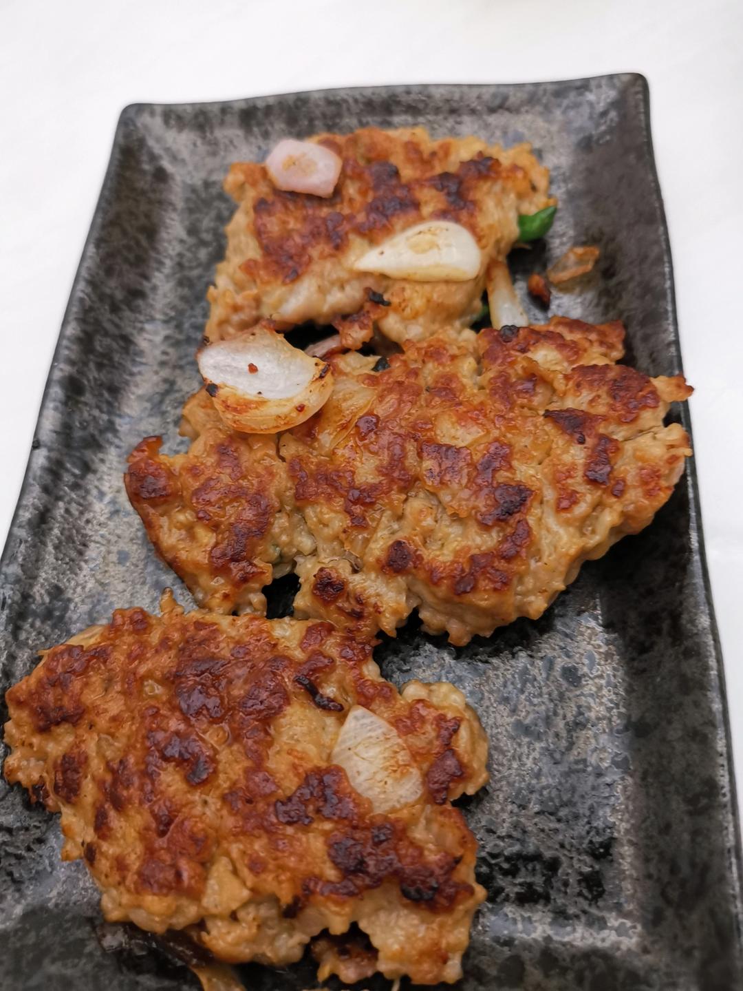 生酮多汁汉堡肉饼