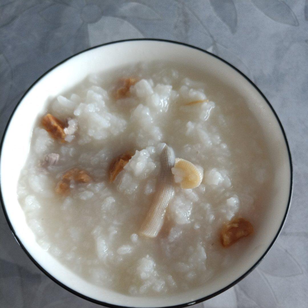 沙虫瑶柱瘦肉粥