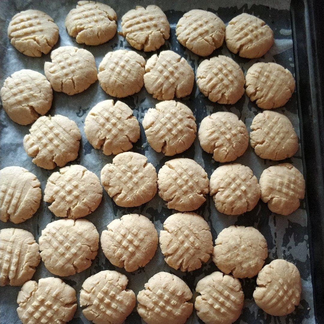 花生酱饼干